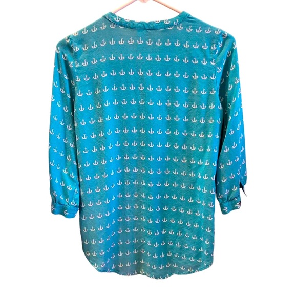 👚5for$15!🕶️Grand & Greene top with anchors. - Picture 3 of 3